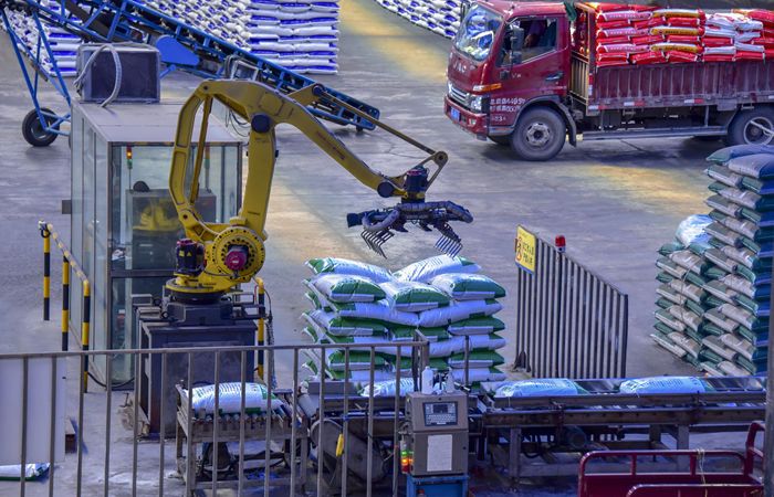 精準(zhǔn)應(yīng)對(duì)交通管制     三保措施產(chǎn)銷兩旺